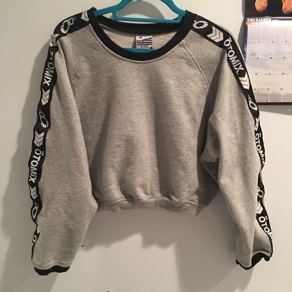 Vintage Tops - Rare vintage otomix cropped sweatshirt